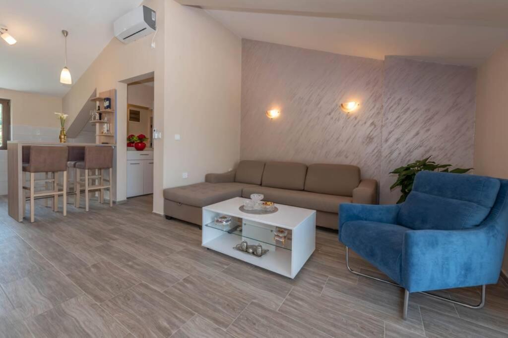 Apartment Vento Di Bocche Котор Екстериор снимка