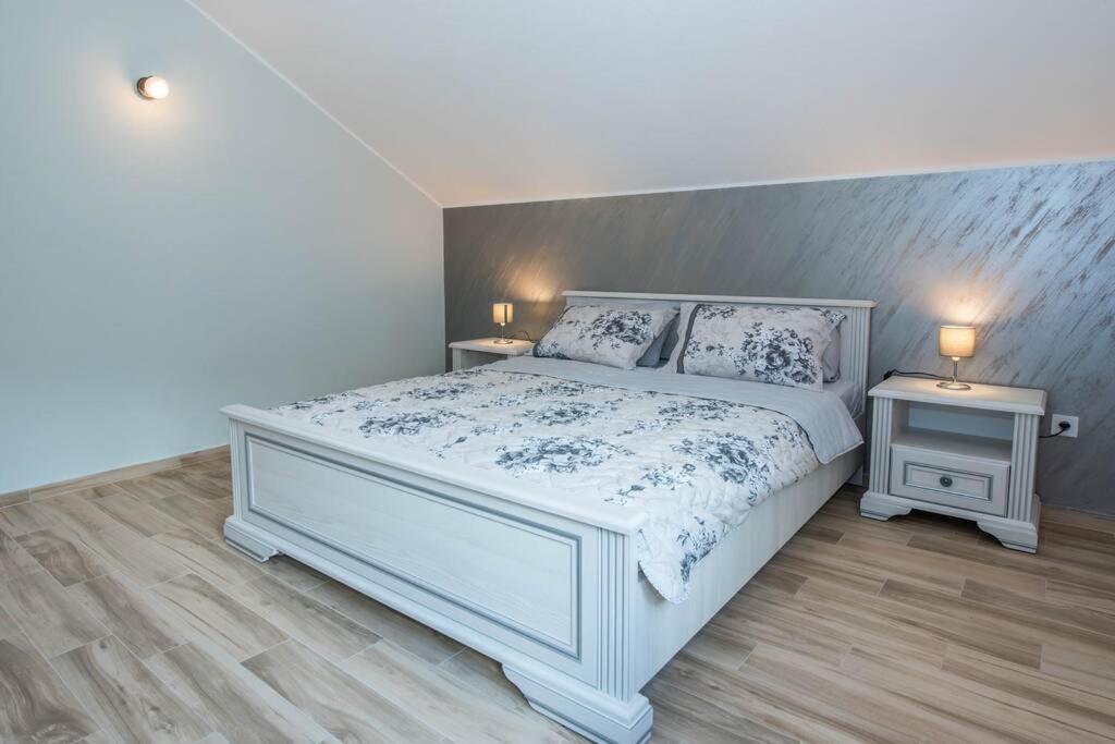 Apartment Vento Di Bocche Котор Екстериор снимка